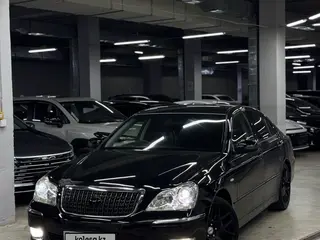 Toyota Crown Majesta, 2004