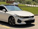 Kia K5 2021 года за 12 000 000 тг. в Алматы – фото 2
