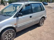 Mitsubishi Space Runner, 1993