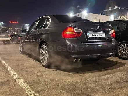 BMW 330 2005 года за 5 000 000 тг. в Алматы – фото 3
