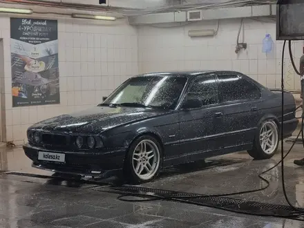 BMW 540 1993 года за 6 000 000 тг. в Астана – фото 2