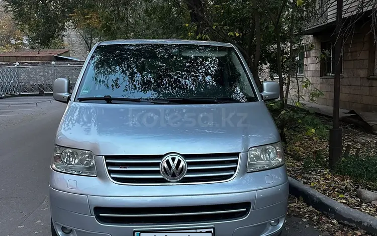 Volkswagen Caravelle 2006 года за 7 600 000 тг. в Алматы