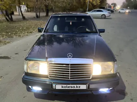 Mercedes-Benz E 280 1993 года за 1 800 000 тг. в Павлодар – фото 5