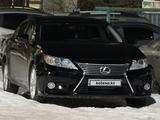 Lexus ES 300h 2014 года за 9 000 000 тг. в Актобе – фото 4