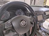 Руль Volkswagen TOUAREG NF за 60 000 тг. в Алматы – фото 3