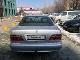 Mercedes-Benz E 200 2002 года за 4 300 000 тг. в Алматы – фото 3