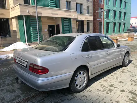 Mercedes-Benz E 200 2002 года за 4 300 000 тг. в Алматы – фото 4