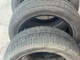 Резина Yokohama 215/55/17 4 балона липучка за 40 000 тг. в Алматы – фото 5