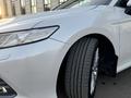 Toyota Camry 2018 года за 13 500 000 тг. в Уральск – фото 7