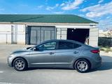 Hyundai Elantra 2017 года за 7 000 000 тг. в Актау – фото 5