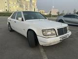 Mercedes-Benz E 320 1994 годаfor2 000 000 тг. в Шымкент – фото 2
