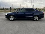 Volkswagen Passat 2005 года за 2 700 000 тг. в Алматы – фото 3