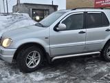 Mercedes-Benz ML 320 1998 года за 3 000 000 тг. в Костанай – фото 2