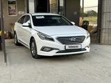 Hyundai Sonata 2015 года за 3 300 000 тг. в Шымкент – фото 2