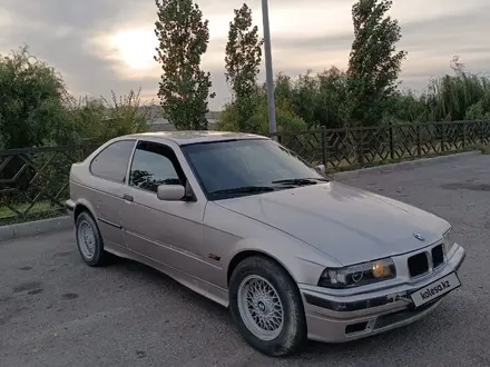 BMW 318 1994 года за 1 100 000 тг. в Шымкент – фото 2