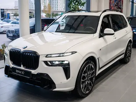 BMW X7 XDrive 40i 2024 года за 74 240 894 тг. в Петропавловск