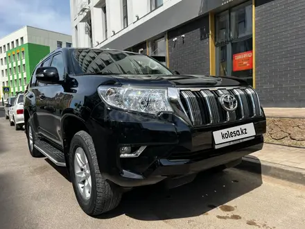 Toyota Land Cruiser Prado 2018 года за 19 500 000 тг. в Астана – фото 3