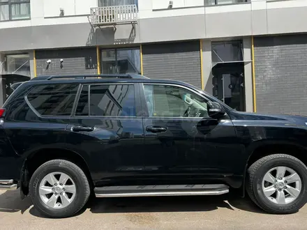 Toyota Land Cruiser Prado 2018 года за 19 500 000 тг. в Астана – фото 4