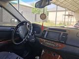Toyota Camry 2004 года за 3 800 000 тг. в Шымкент – фото 2