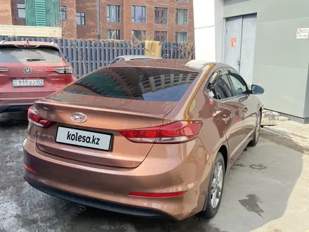 Hyundai Elantra 2018 года за 8 450 000 тг. в Алматы – фото 10