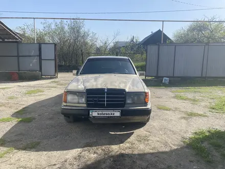 Mercedes-Benz E 230 1990 года за 1 465 090 тг. в Алматы – фото 7