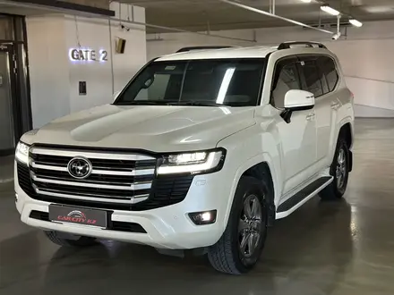 Toyota Land Cruiser 2023 года за 52 500 000 тг. в Астана – фото 2