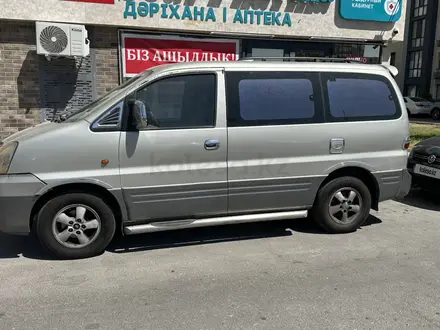 Hyundai Starex 2004 года за 3 500 000 тг. в Шымкент – фото 2