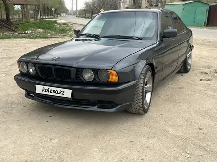 BMW 520 1994 года за 1 600 000 тг. в Тараз