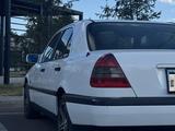 Mercedes-Benz C 200 1994 года за 2 350 000 тг. в Караганда – фото 4