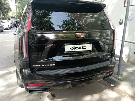 Cadillac Escalade 2021 года за 36 000 000 тг. в Алматы – фото 3