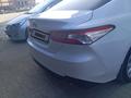 Toyota Camry 2021 годаүшін13 200 000 тг. в Актобе – фото 9