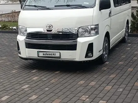 Toyota Hiace 2007 года за 10 000 000 тг. в Алматы