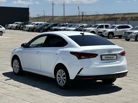 Hyundai Accent 2021 года за 6 600 000 тг. в Атырау – фото 3
