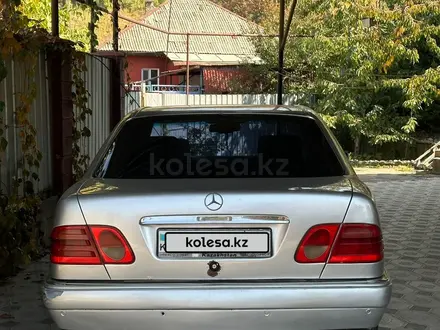 Mercedes-Benz E 320 1997 года за 2 800 000 тг. в Алматы – фото 7