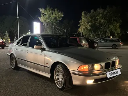 BMW 528 1997 года за 4 190 000 тг. в Караганда – фото 4