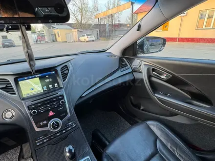 Hyundai Grandeur 2015 года за 8 300 000 тг. в Алматы – фото 17