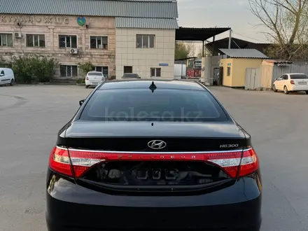 Hyundai Grandeur 2015 года за 8 300 000 тг. в Алматы – фото 4