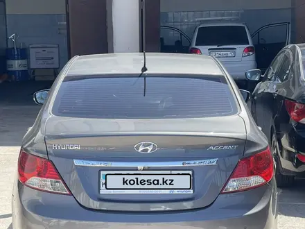 Hyundai Accent 2013 года за 5 450 000 тг. в Шымкент – фото 2