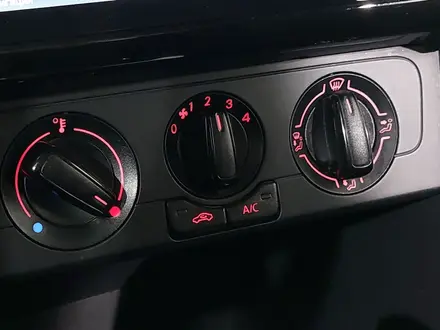 Volkswagen Polo 2019 года за 4 550 000 тг. в Астана – фото 25