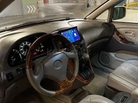 Lexus RX 300 2001 года за 4 950 000 тг. в Алматы – фото 7