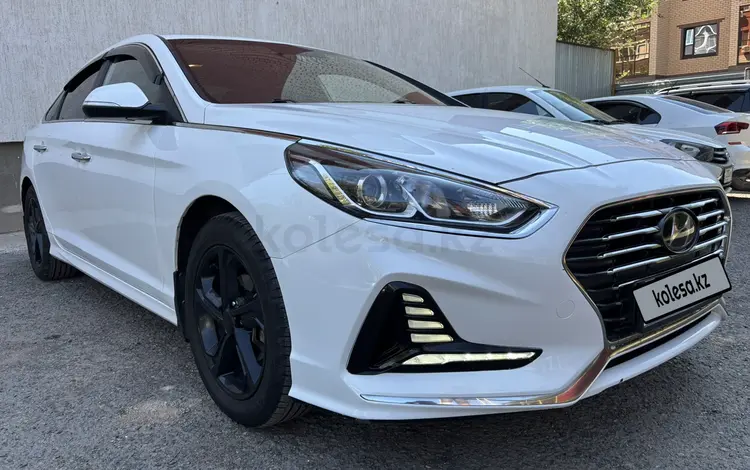 Hyundai Sonata 2018 года за 8 400 000 тг. в Уральск