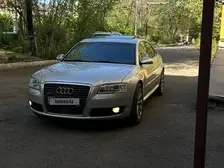 Audi A8, 2005