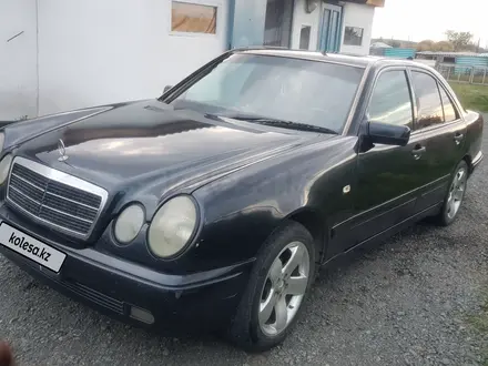 Mercedes-Benz E 320 1997 года за 3 000 000 тг. в Караганда