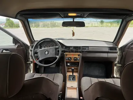 Mercedes-Benz E 230 1988 года за 1 250 000 тг. в Шымкент – фото 12