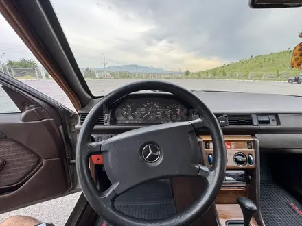 Mercedes-Benz E 230 1988 года за 1 250 000 тг. в Шымкент – фото 5