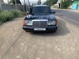 Mercedes-Benz E 230 1992 года за 2 500 000 тг. в Жаркент