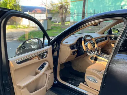 Porsche Macan 2014 года за 16 400 000 тг. в Алматы – фото 7