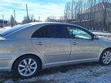 Toyota Avensis 2004 годаүшін5 100 000 тг. в Актобе – фото 5