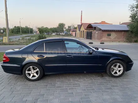 Mercedes-Benz E 320 2002 года за 5 500 000 тг. в Усть-Каменогорск – фото 5