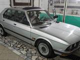 BMW 525 1982 года за 990 000 тг. в Караганда – фото 2